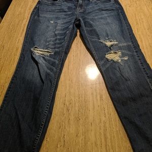 A.N.A Jean Ripped Capris